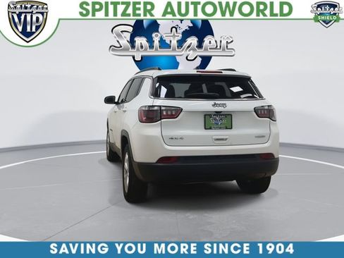 Used 2024 Jeep Compass Latitude AWD/4WD image 9