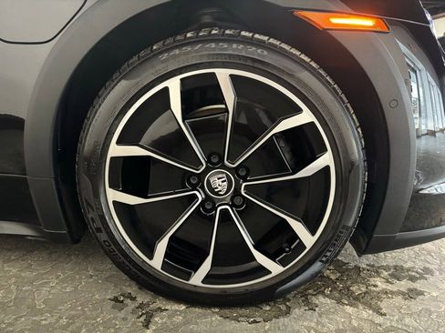 Used 2024 Porsche Taycan 4 Cross Turismo image 24