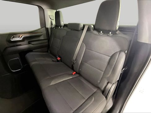 Certified 2023 Chevrolet Silverado 1500 LT AWD/4WD image 19