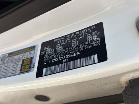 Certified 2024 Kia Seltos EX FWD image 15