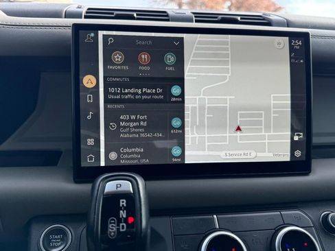 Used 2022 Land Rover Defender 110 X-Dynamic HSE image 22