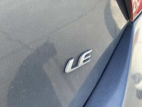 Used 2014 Toyota Corolla LE FWD image 11