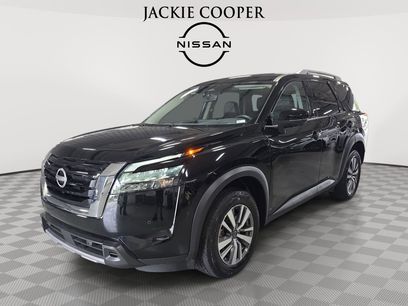 Used 2025 Nissan Pathfinder SL