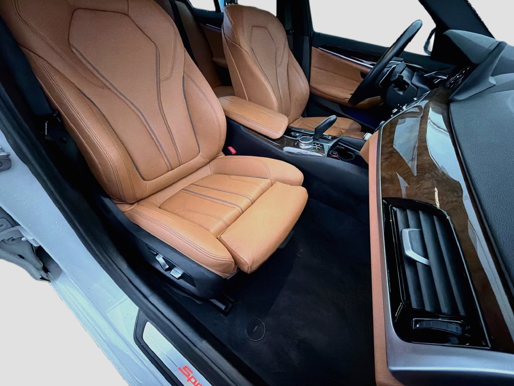 Used 2019 BMW 540i w/ Convenience Package RWD image 15