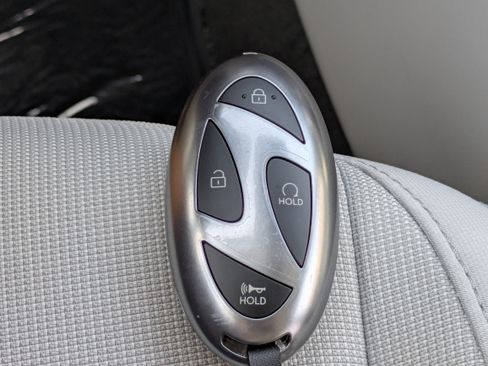 Used 2025 Hyundai Kona SEL FWD image 28