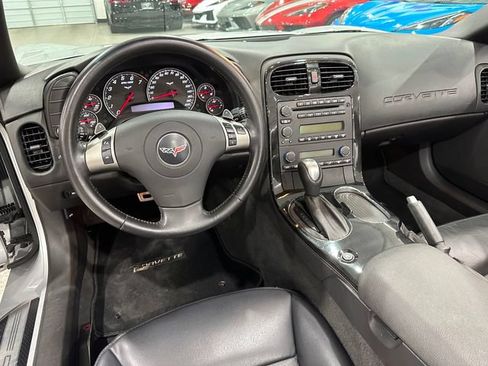 Used 2009 Chevrolet Corvette Convertible w/ Preferred Equipment Group RWD image 7