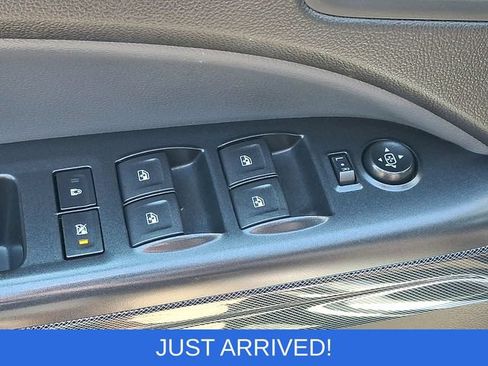 Used 2016 Chevrolet Colorado Z71 AWD/4WD image 21