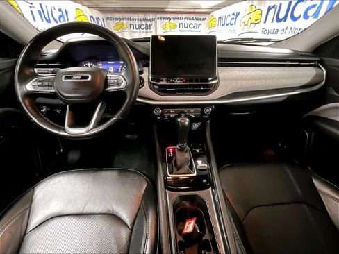 Used 2022 Jeep Compass Latitude w/ Sun and Sound Group image 21