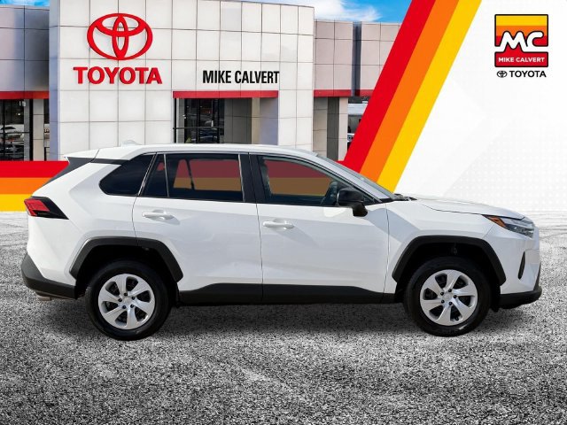 Certified 2025 Toyota RAV4 LE AWD/4WD image 7