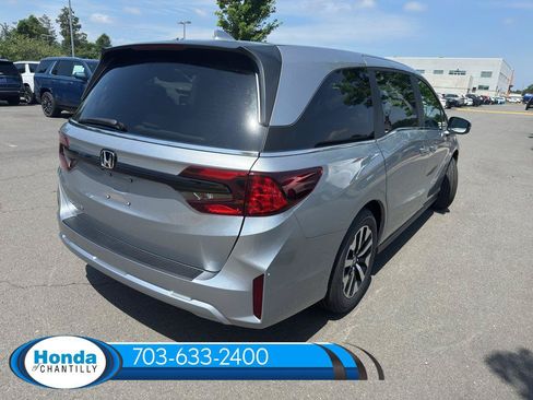 New 2026 Honda Odyssey EX-L image 7