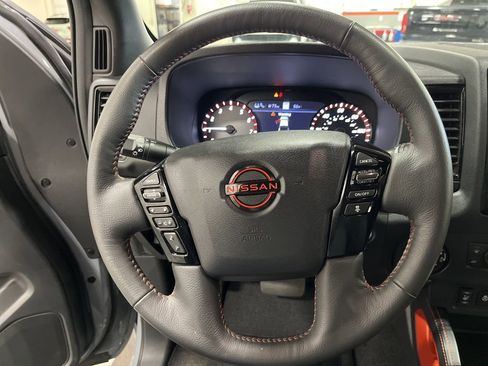 Used 2023 Nissan Frontier PRO-4X w/ Pro Convenience Package image 23