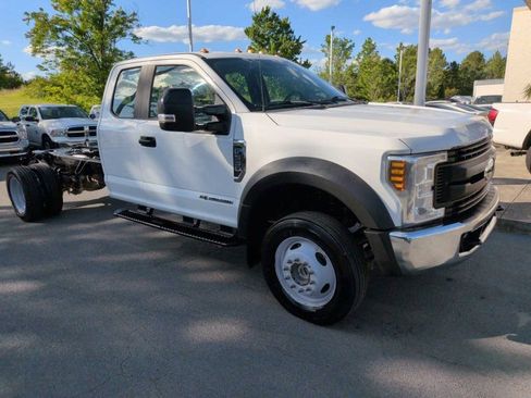 Used 2019 Ford F550 4x4 SuperCab Super Duty image 1
