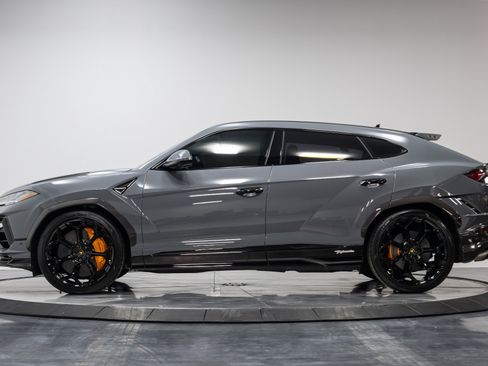 Used 2023 Lamborghini Urus Performante image 43