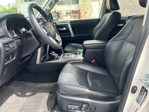 Certified 2017 Toyota 4Runner Limited AWD/4WD image 9