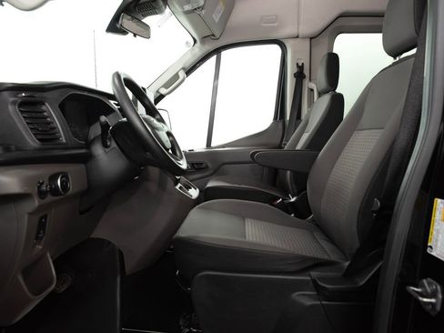 Used 2025 Ford Transit 350 XLT image 7