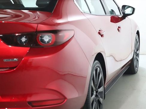 Used 2024 MAZDA MAZDA3 s image 17