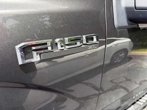 Used 2015 Ford F150 XL w/ Equipment Group 101A Mid AWD/4WD image 5