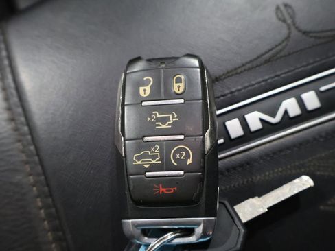 Used 2019 RAM 1500 Limited image 28