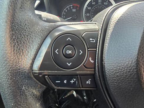 Used 2022 Toyota Corolla LE w/ Carpet Mat Package (TMS) image 20