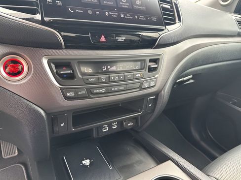 Used 2025 Honda Ridgeline RTL image 36