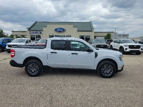 New 2026 Ford Maverick XLT FWD image 21