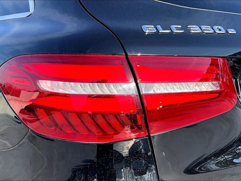 Used 2019 Mercedes-Benz GLC 350e GLC 350e image 29