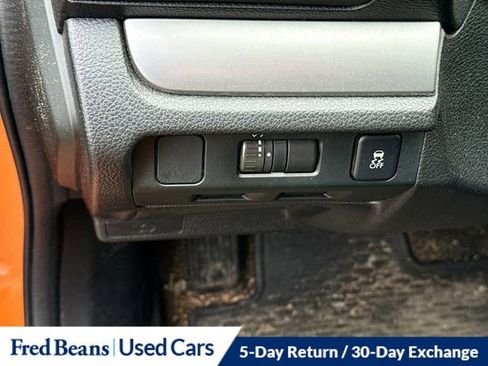 Used 2014 Subaru Crosstrek 2.0i Limited w/ Popular Package #2 image 6