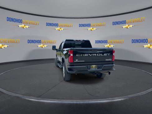 Used 2021 Chevrolet Silverado 2500 High Country w/ Z71 Off-Road Package AWD/4WD image 7