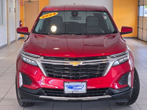 Certified 2024 Chevrolet Equinox LT FWD image 3