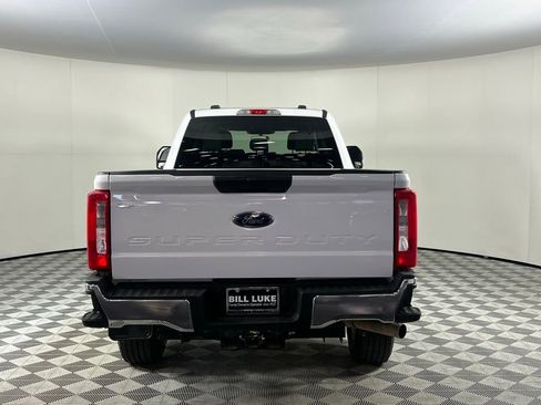 Used 2024 Ford F350 XLT w/ FX4 Off-Road Package image 8