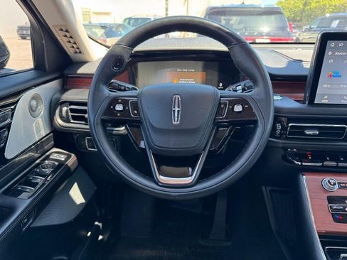 Certified 2023 Lincoln Aviator Reserve w/ Equipment Group 201A AWD/4WD image 10