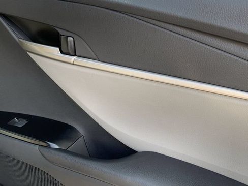 Used 2026 Toyota Camry SE FWD image 37