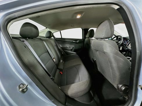 Used 2017 Chevrolet Cruze LS FWD image 24