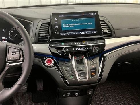 Certified 2026 Honda Odyssey Touring image 6