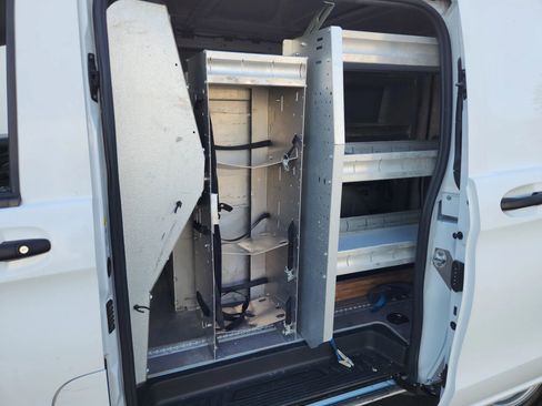 Used 2018 Mercedes-Benz Metris image 14