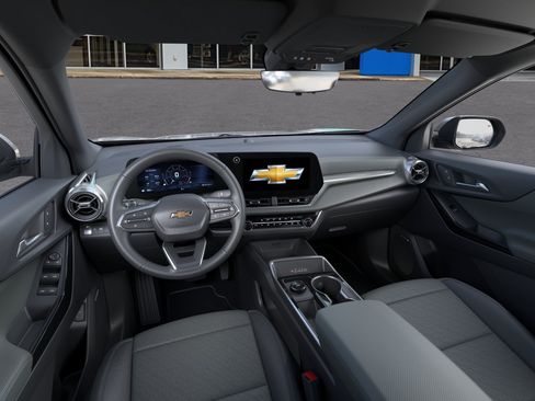 New 2026 Chevrolet Equinox LT w/ Convenience Package II FWD image 15