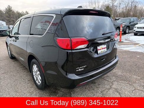 New 2026 Chrysler Voyager LX image 7