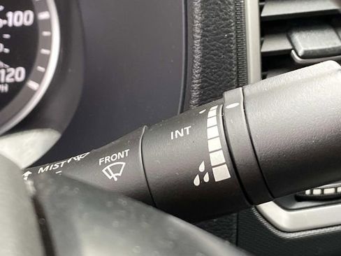Used 2023 Nissan Frontier SV w/ Technology Package AWD/4WD image 17