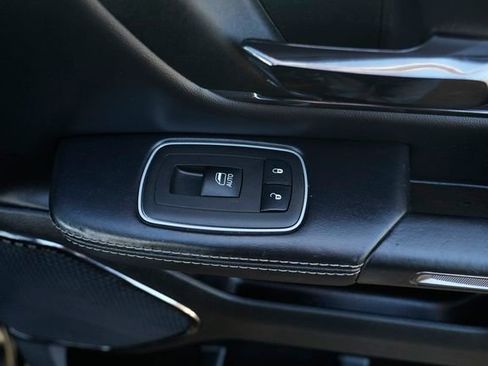 Used 2022 RAM 1500 Limited image 29