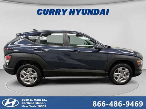 Used 2024 Hyundai Kona SE AWD/4WD image 6