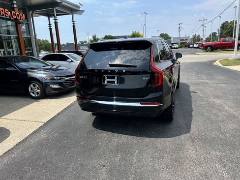 Used 2025 Volvo XC90 B6 Plus AWD/4WD image 4