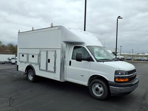 New 2026 Chevrolet Express 3500 w/ Power Convenience Package RWD image 1