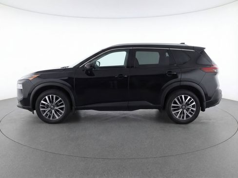 Used 2024 Nissan Kicks SV image 5