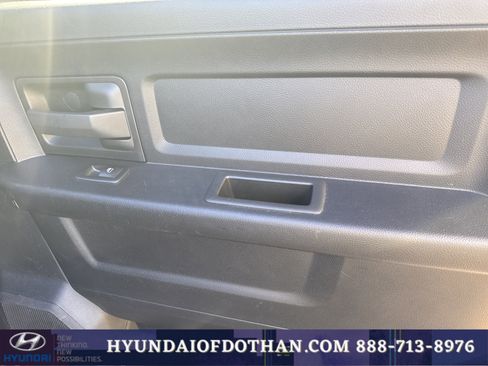 Used 2018 RAM 1500 Express w/ Express Value Package RWD image 14