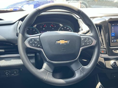 Used 2021 Chevrolet Traverse LT FWD image 8