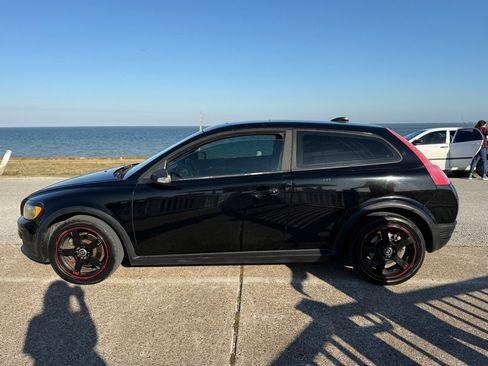 Used 2009 Volvo C30 T5 R-Design image 8