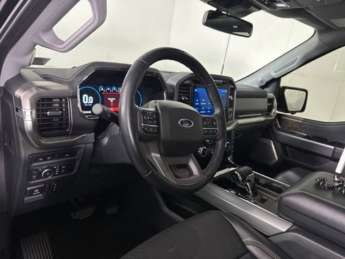 Used 2022 Ford F150 Lariat w/ Equipment Group 502A High image 13