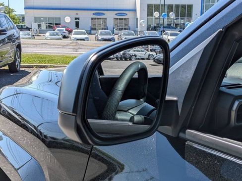 Certified 2024 Toyota Tacoma SR AWD/4WD image 11