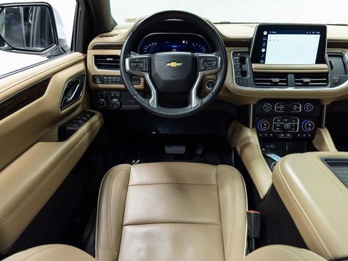 Used 2022 Chevrolet Tahoe Premier image 3