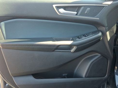 Used 2022 Ford Edge SEL w/ Sport Appearance Package image 14